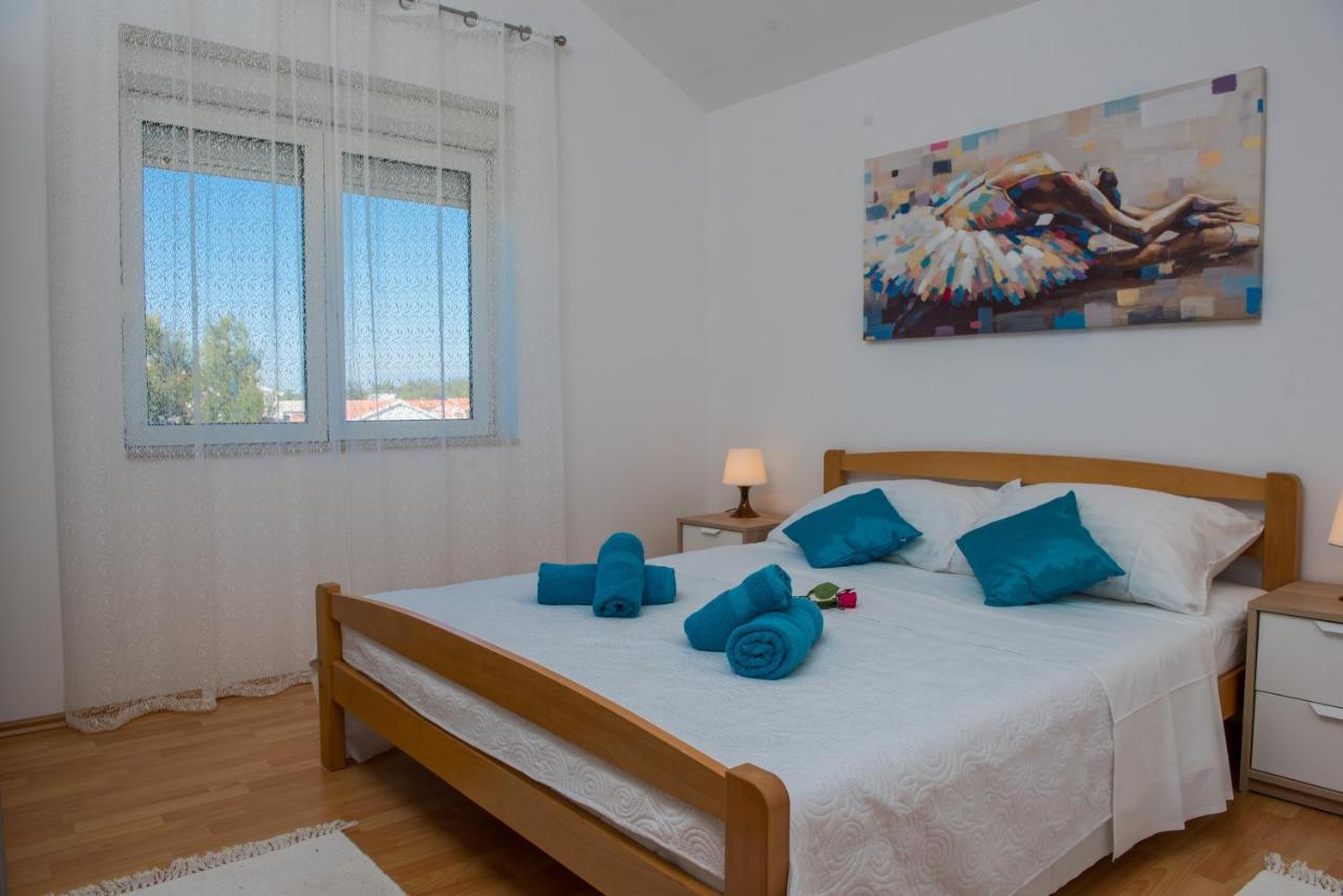 Apartmani Fila Vrsi Exteriér fotografie